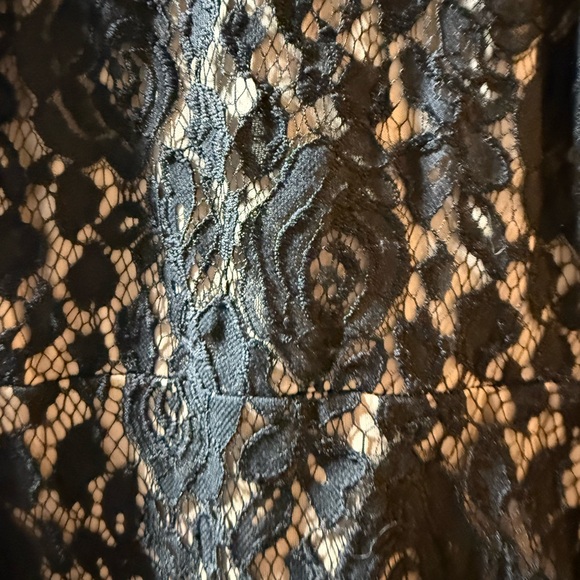 Elegant Black and Gold Lace Midi Dress - Picture 2 of 3